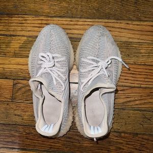 Yeezy Boost 350 V2 Synth